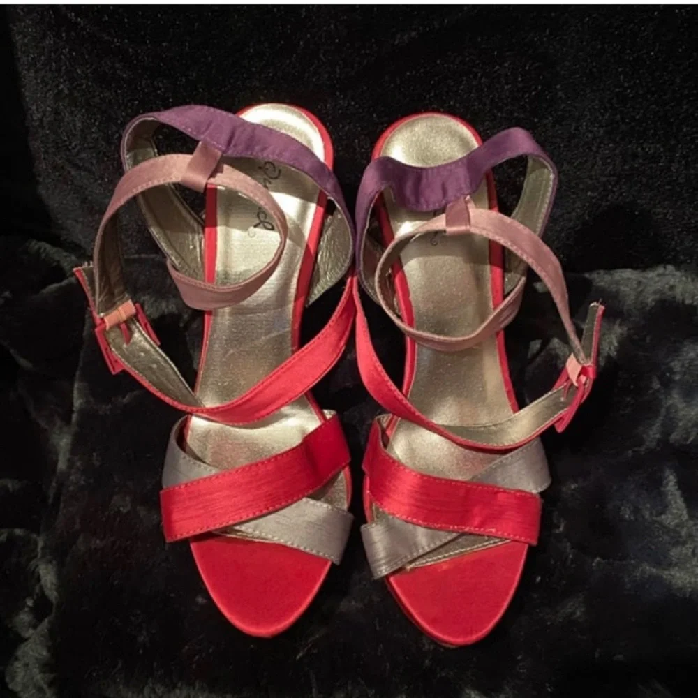 Qupid Satin Strappy Platform Heel, US Women’s Size 9 - Picture 8 of 8